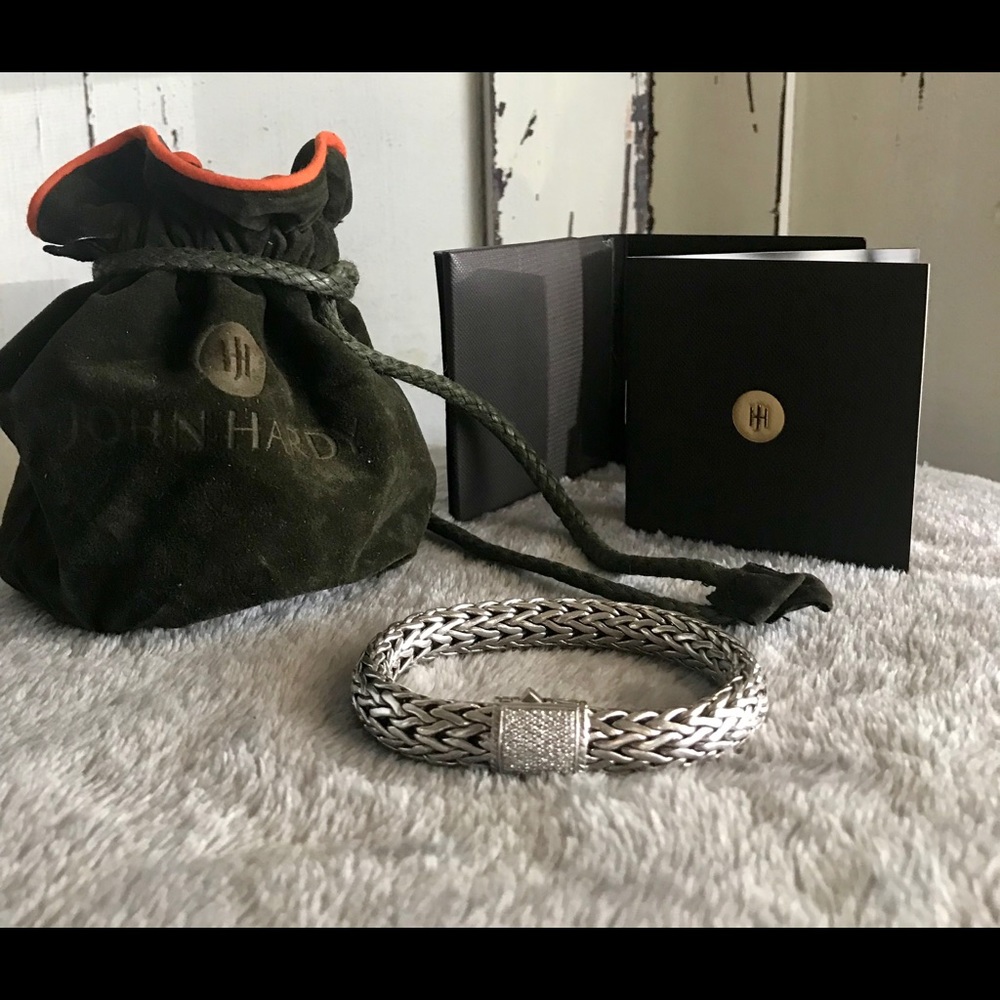 John Hardy women’s bracelet